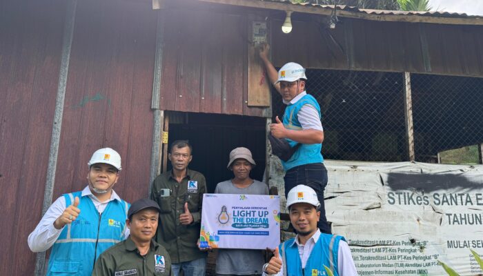 PLN Pematangsiantar dan DPP KOMPI B Pasang Meteran Listrik Gratis untuk Warga Kurang Mampu