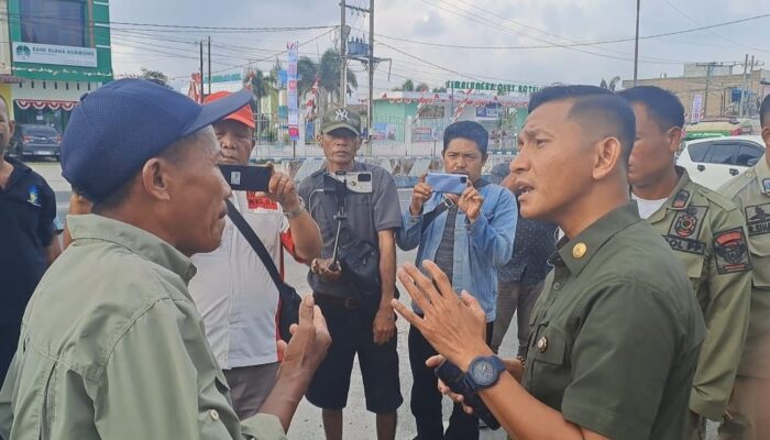 Kebebasan Pers Dihalangi Ajudan, Bupati Simalungun Dinilai Tutup Mata”