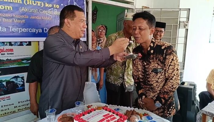 Sinarsergai.com Rayakan HUT ke-10 dengan Berbagi untuk Janda Miskin, Anak Yatim, dan Bilal Mayit