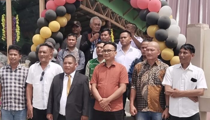 Sinar24Jam.com Rayakan Satu Tahun Perjalanan: Dari Secangkir Kopi, Kata, dan Komitmen di Tepi Danau Toba
